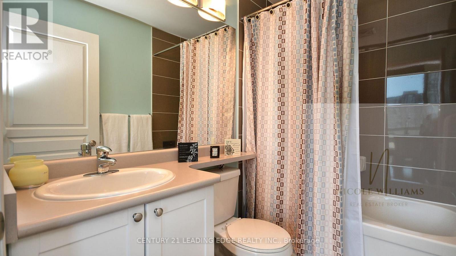 806 - 3525 Kariya Drive, Mississauga, Ontario  L5B 0C2 - Photo 4 - W12655326