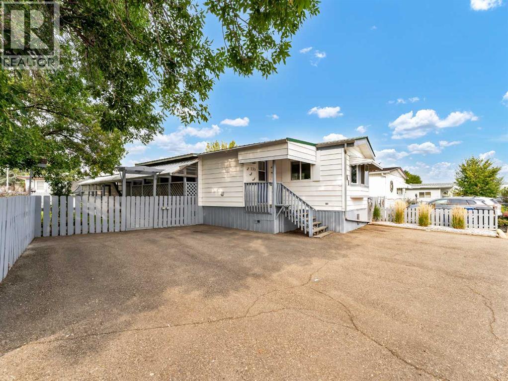 135 Anson Avenue Sw, Medicine Hat, Alberta  T1A 8A1 - Photo 2 - A2276475
