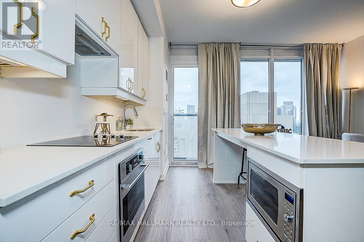 3109 - 426 University Avenue, Toronto, Ontario M5G 1S9 - Photo 3 - C12629034