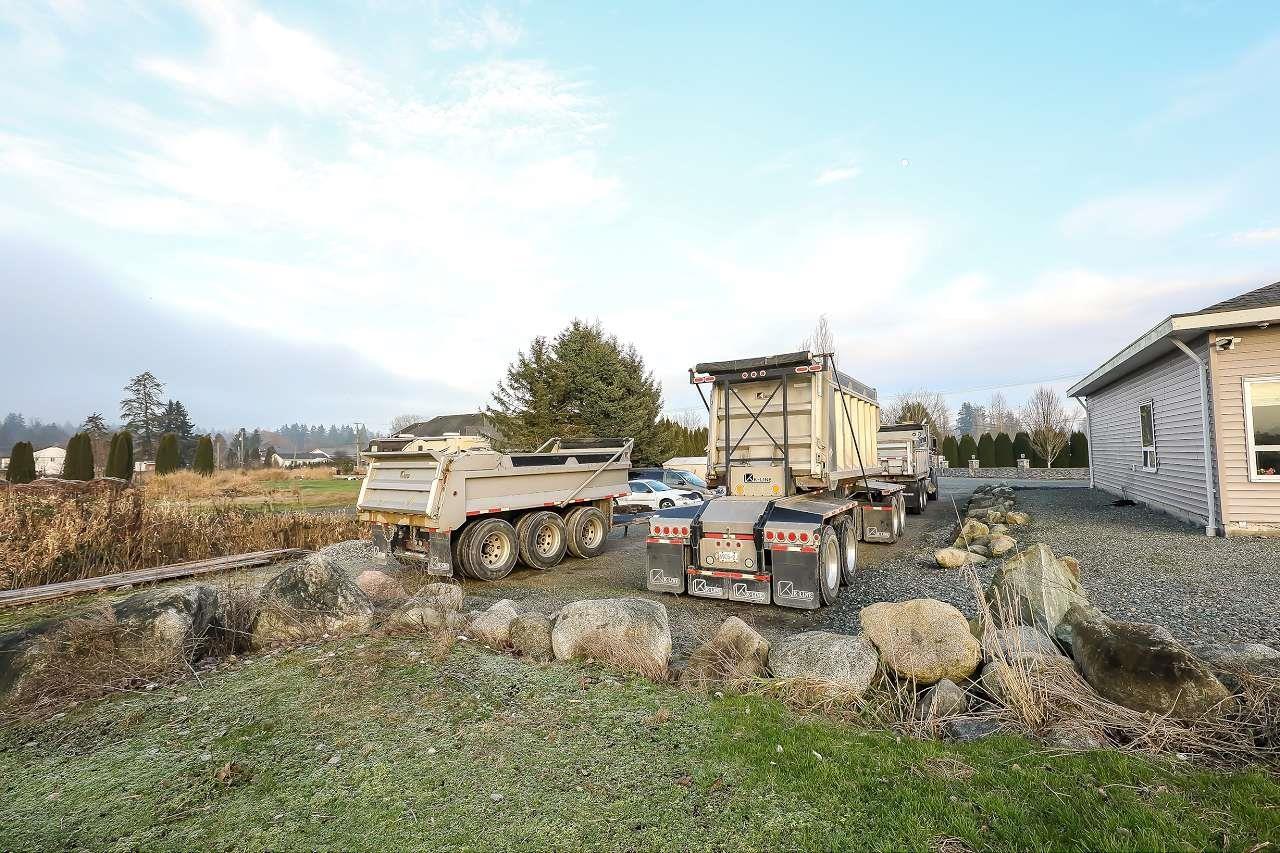 8415 184 Street, Surrey, British Columbia  V4N 6G4 - Photo 4 - R3075069