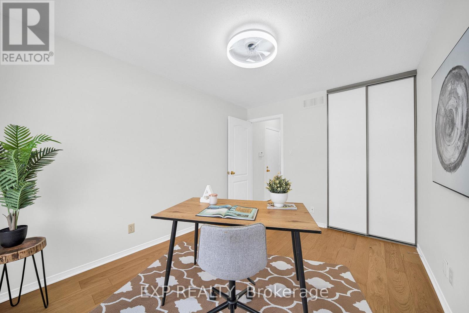 14 Sandcliffe Terrace, Ottawa, Ontario  K2G 5X1 - Photo 16 - X12655364