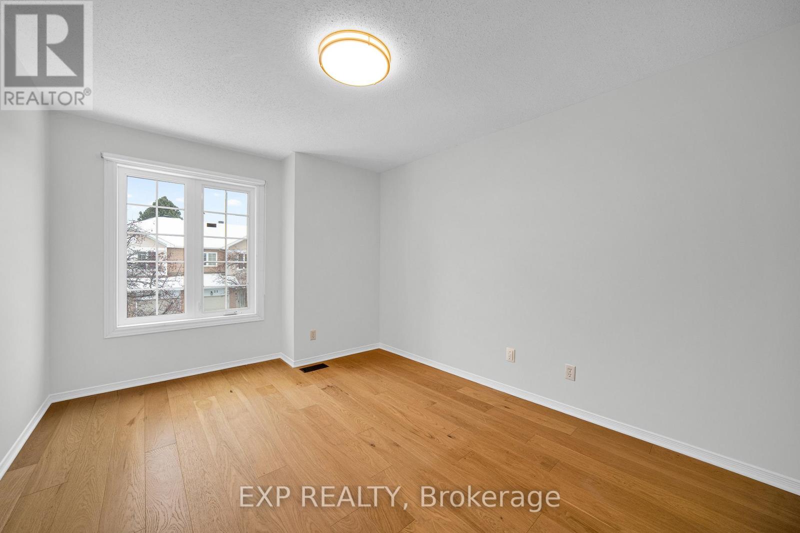 14 Sandcliffe Terrace, Ottawa, Ontario  K2G 5X1 - Photo 29 - X12655364