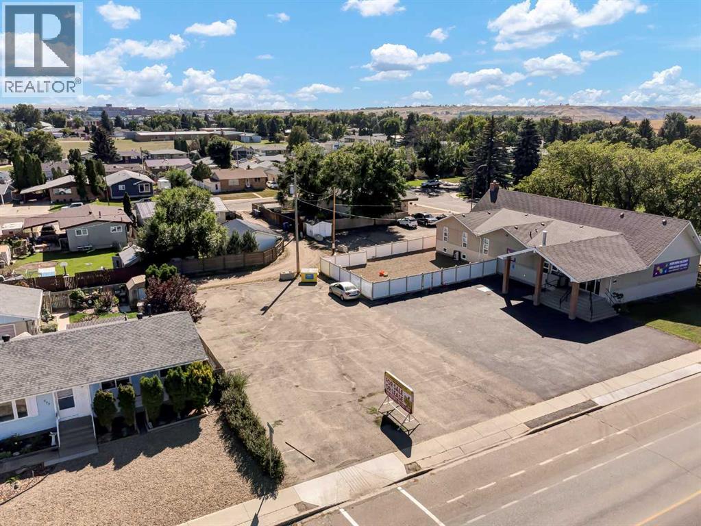 587 12 Street Nw, Medicine Hat, Alberta  T1A 6R3 - Photo 7 - A2276621