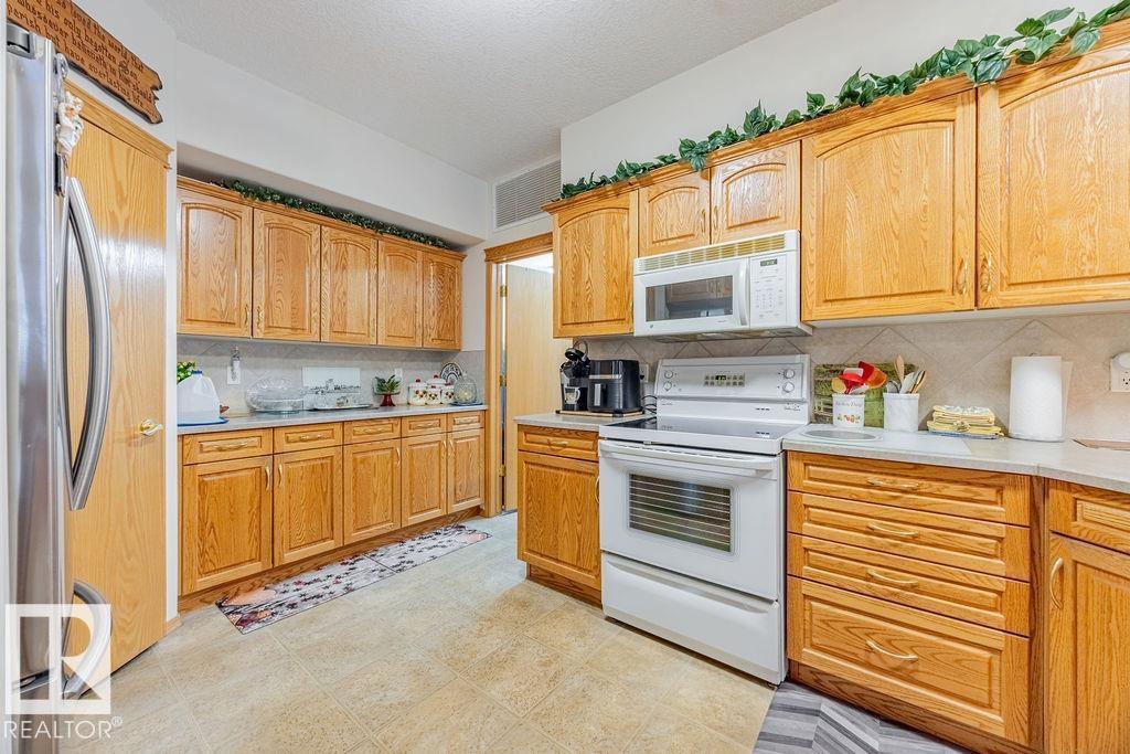 #208 11260 153 Av Nw, Edmonton, Alberta  T6X 6E7 - Photo 11 - E4468839