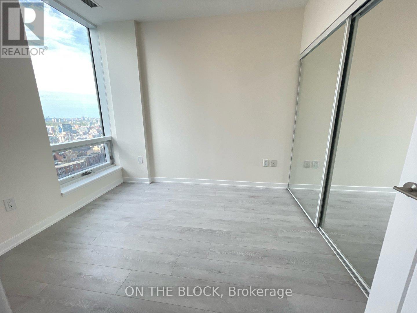 3405 - 28 Freeland Street, Toronto, Ontario  M5E 0E3 - Photo 4 - C12655344