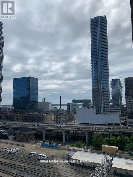 1107 - 1 The Esplanade, Toronto, Ontario M5E 0A8 - Photo 2 - C12655370