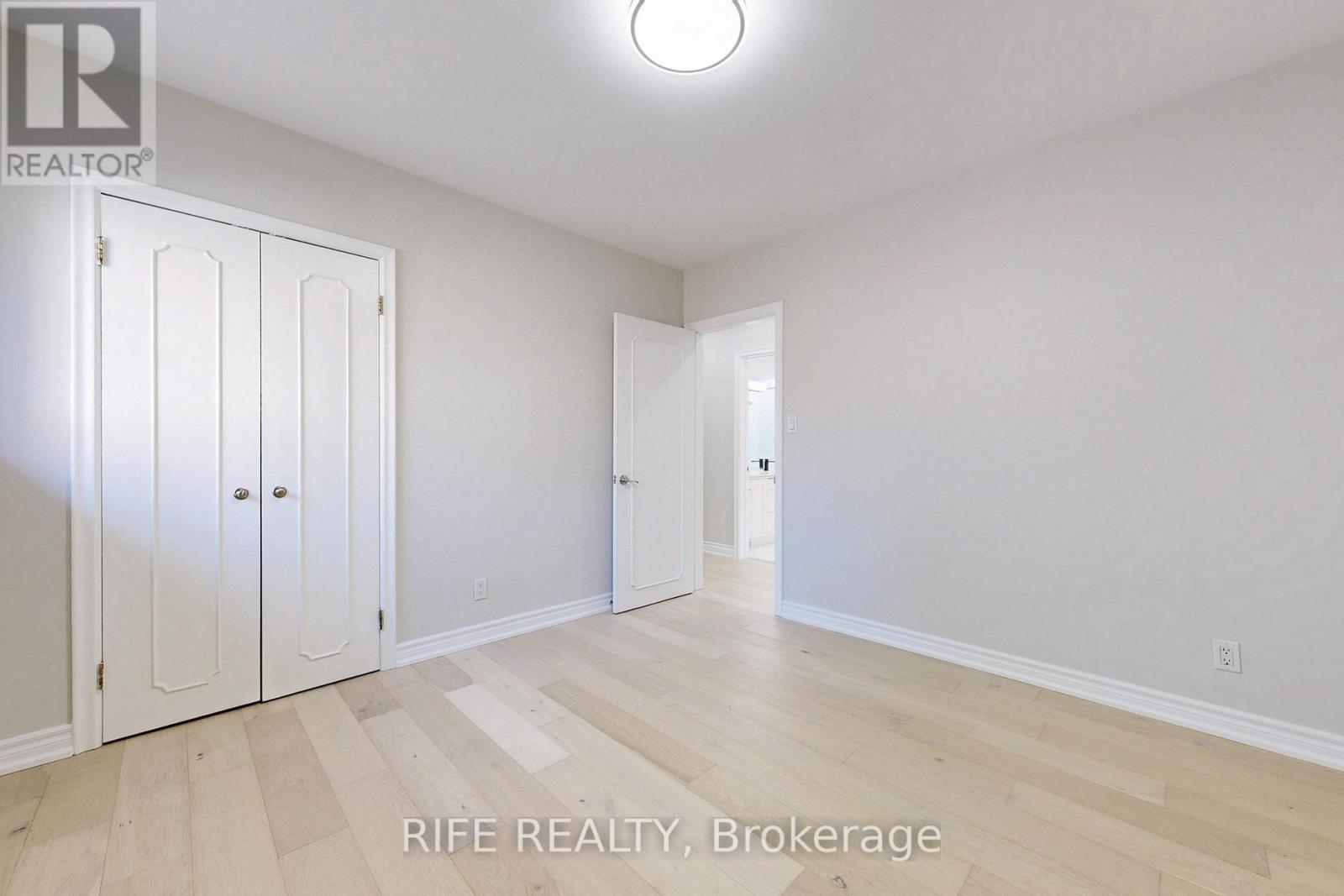 8 Elliotwood Court, Toronto, Ontario  M2L 2P9 - Photo 29 - C12655384