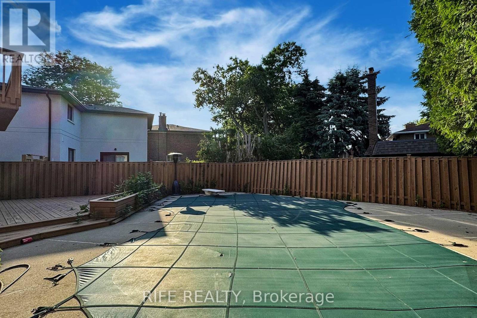 8 Elliotwood Court, Toronto, Ontario  M2L 2P9 - Photo 48 - C12655384