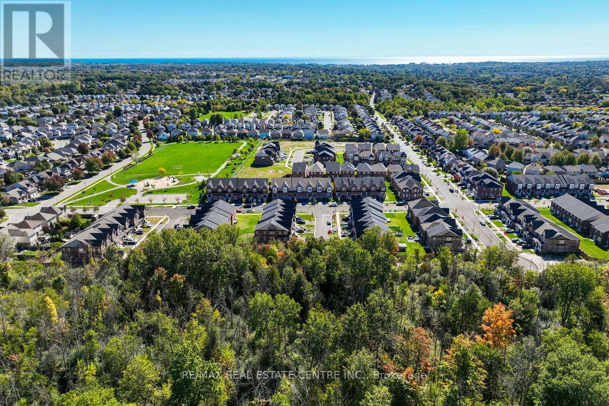 1193 Kettering Drive, Oshawa, Ontario  L1K 1A6 - Photo 4 - E12655380