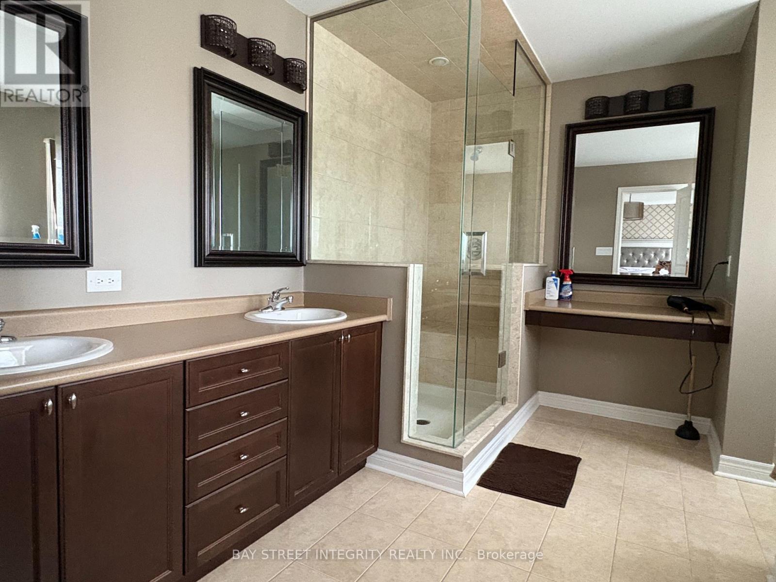 89 Timna Crescent, Vaughan, Ontario  L6A 4A7 - Photo 11 - N12655334