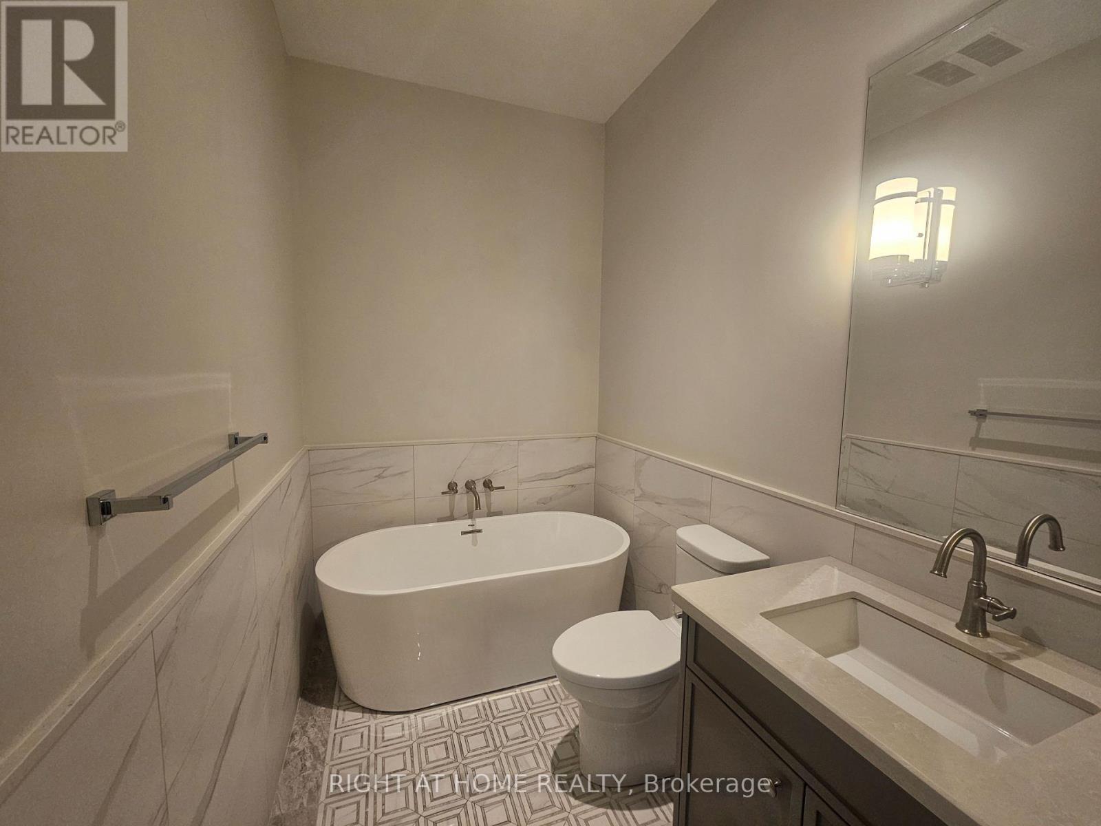 Ph02 - 208 Main St Unionville Street, Markham, Ontario  L3R 6J8 - Photo 20 - N12655356