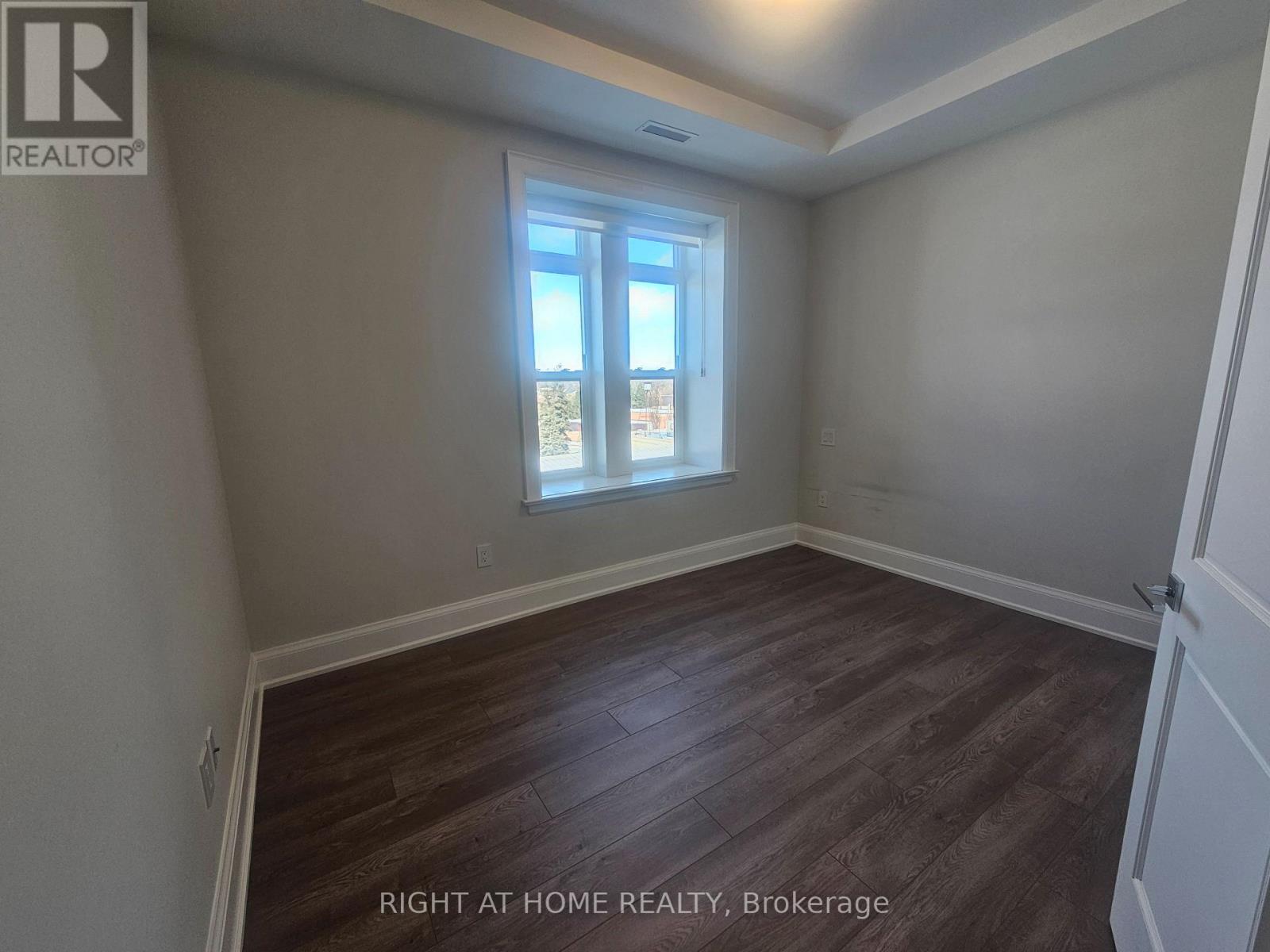 Ph02 - 208 Main St Unionville Street, Markham, Ontario  L3R 6J8 - Photo 22 - N12655356