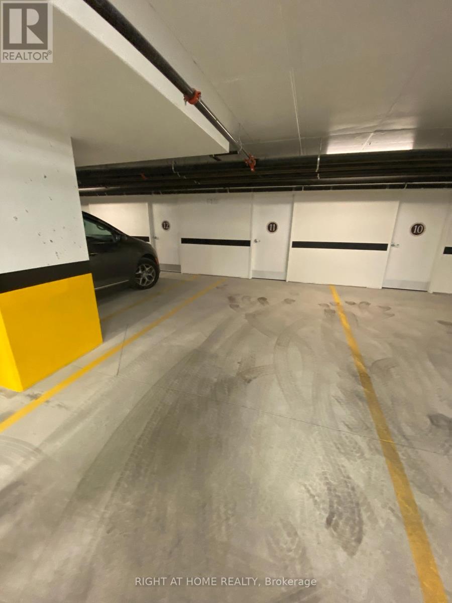 Ph02 - 208 Main St Unionville Street, Markham, Ontario  L3R 6J8 - Photo 29 - N12655356