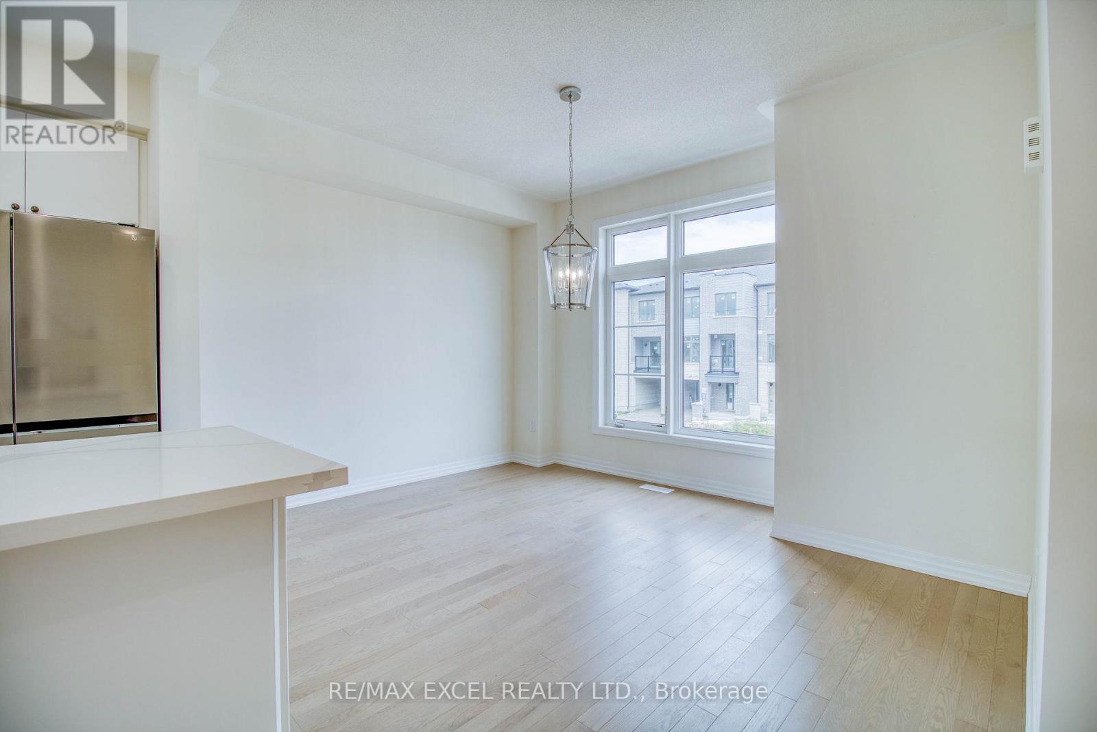 124 Solstice Circle, Newmarket, Ontario  L3X 0L7 - Photo 15 - N12655390