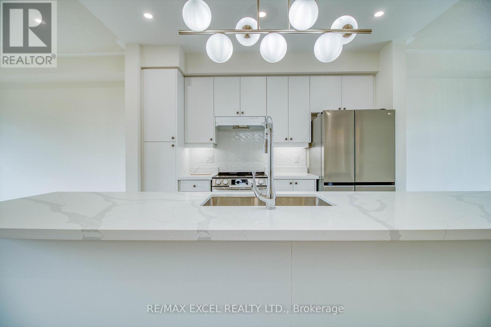 124 Solstice Circle, Newmarket, Ontario  L3X 0L7 - Photo 21 - N12655390