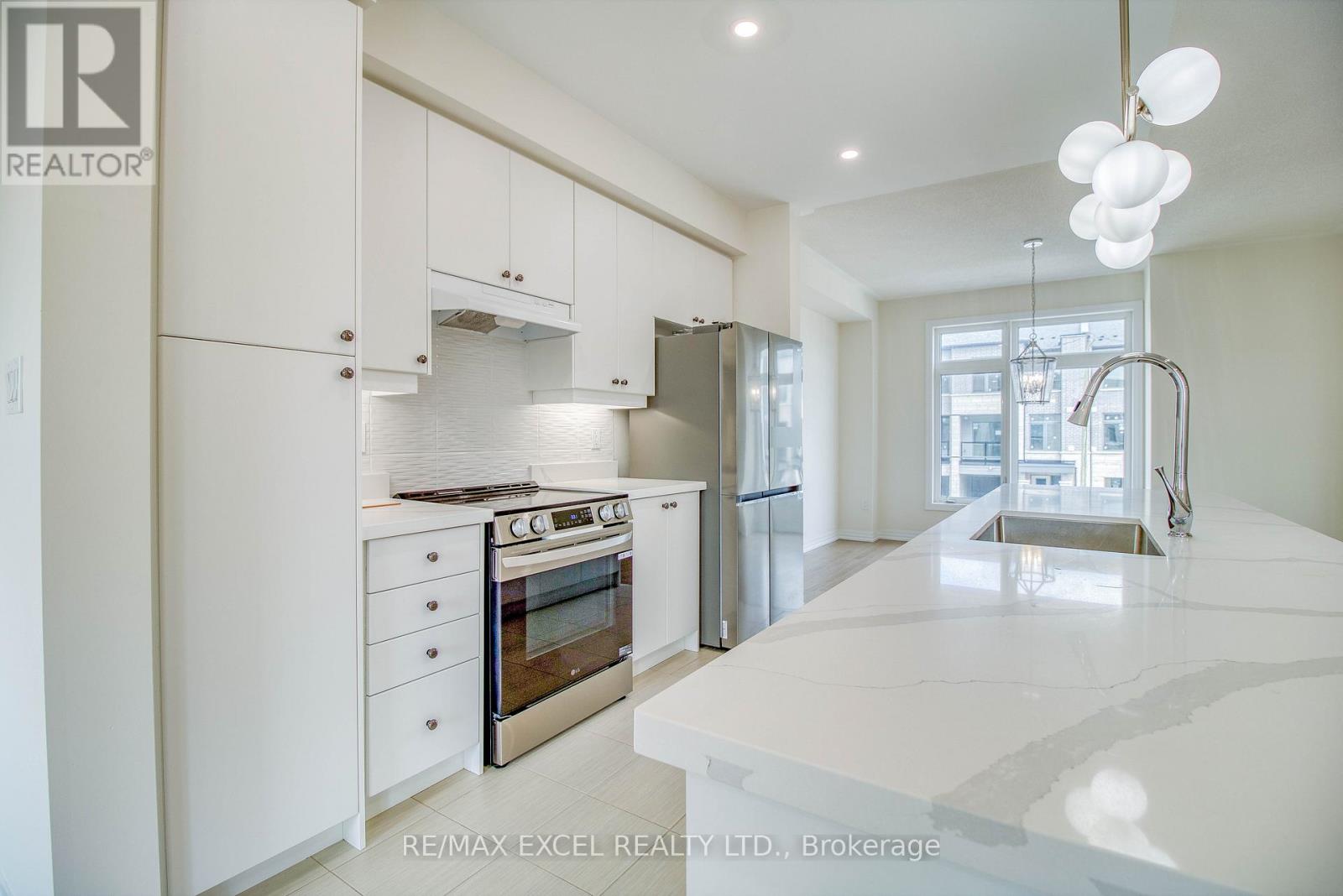 124 Solstice Circle, Newmarket, Ontario  L3X 0L7 - Photo 22 - N12655390