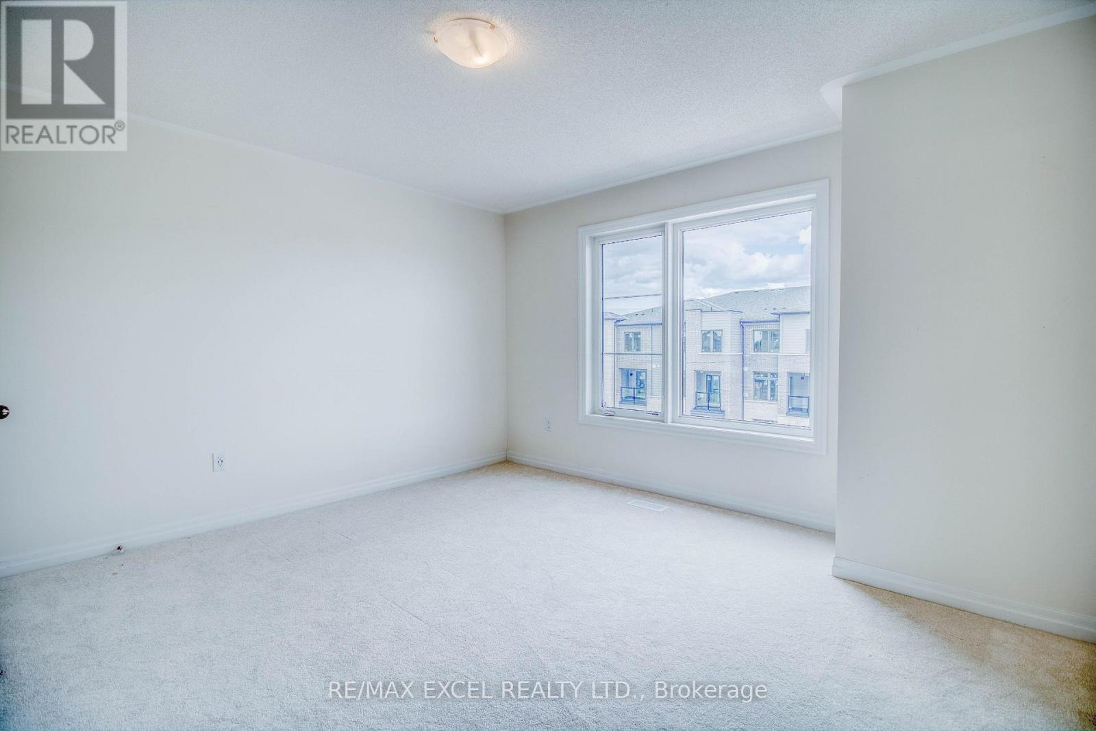 124 Solstice Circle, Newmarket, Ontario  L3X 0L7 - Photo 35 - N12655390