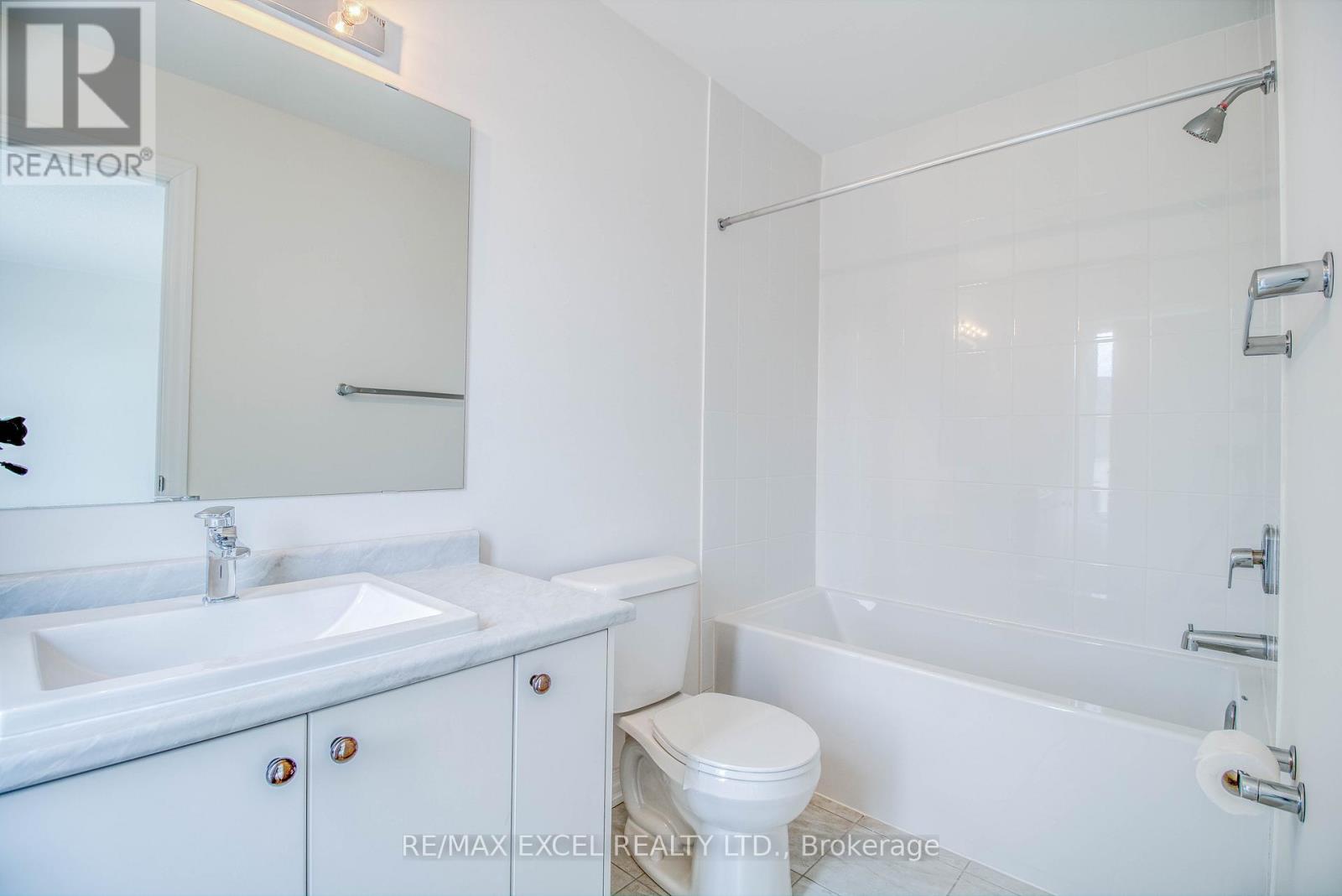 124 Solstice Circle, Newmarket, Ontario  L3X 0L7 - Photo 39 - N12655390