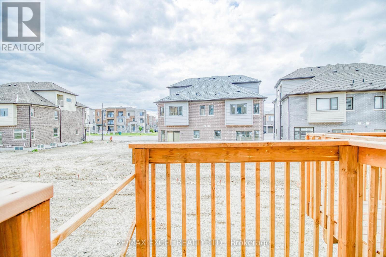 124 Solstice Circle, Newmarket, Ontario  L3X 0L7 - Photo 7 - N12655390