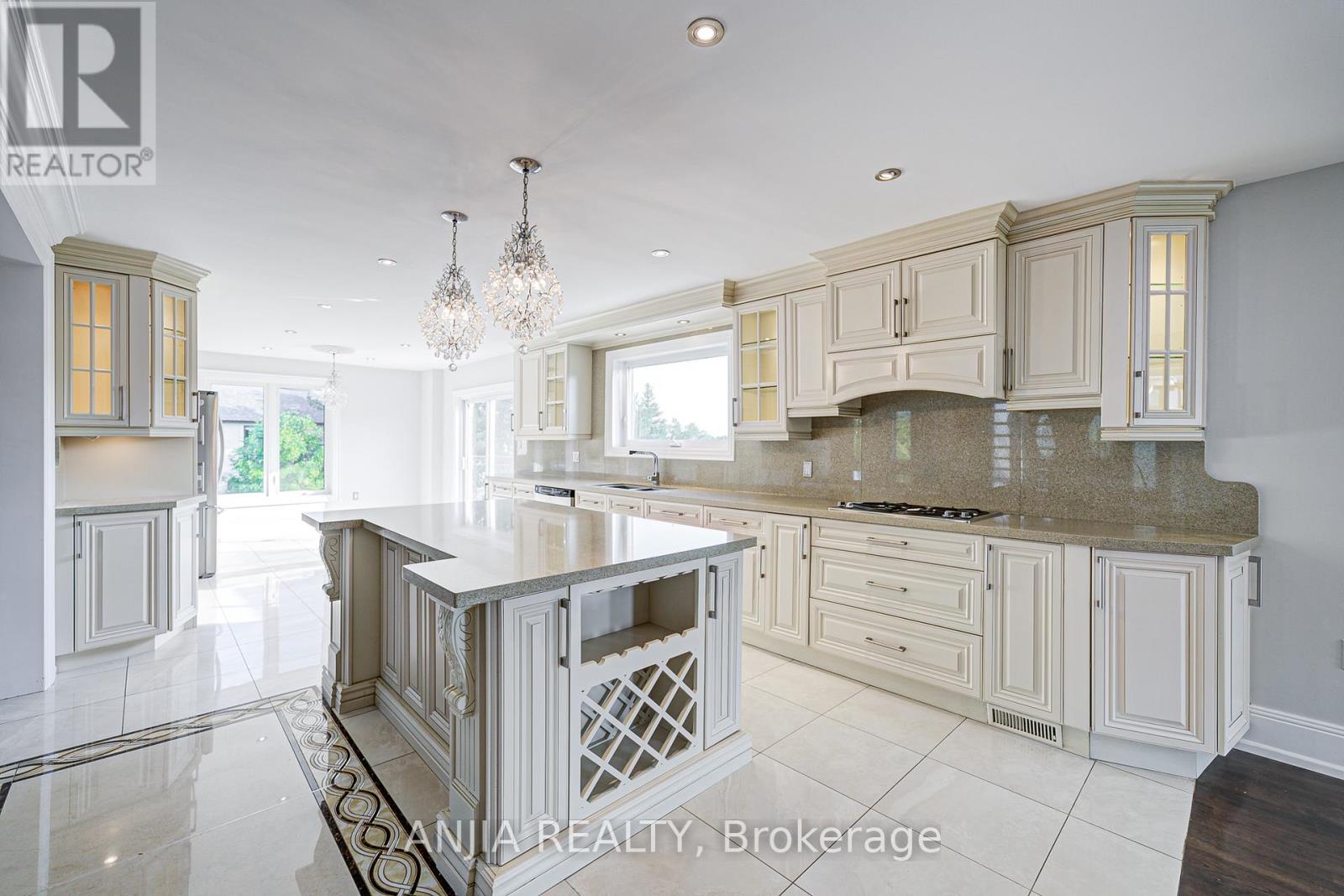 44 Bellini Avenue, Brampton, Ontario  L6P 0E2 - Photo 20 - W12655336