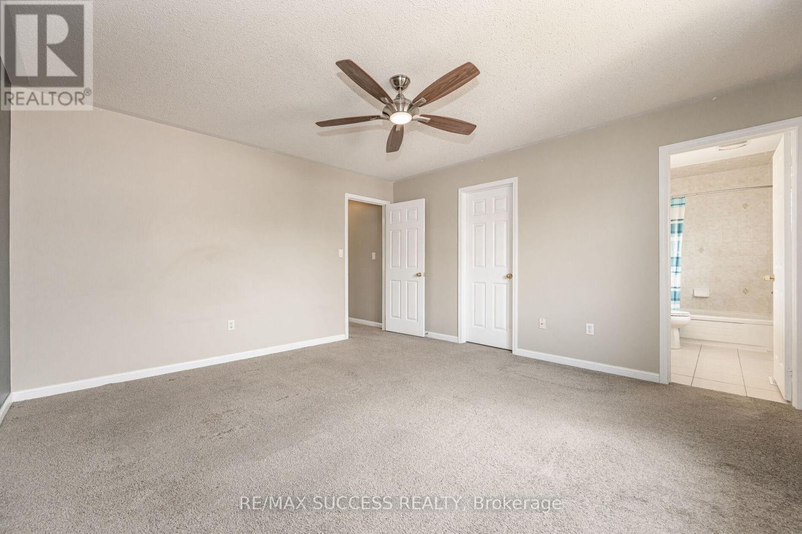 734 Edwards Avenue, Milton, Ontario  L9T 6B4 - Photo 23 - W12655354