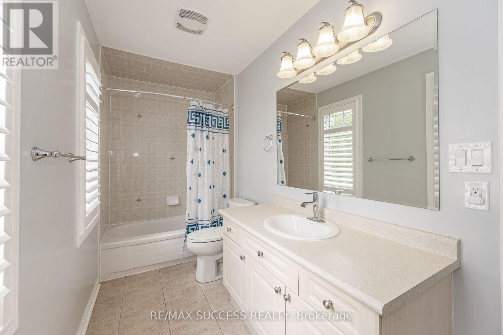 734 Edwards Avenue, Milton, Ontario  L9T 6B4 - Photo 31 - W12655354