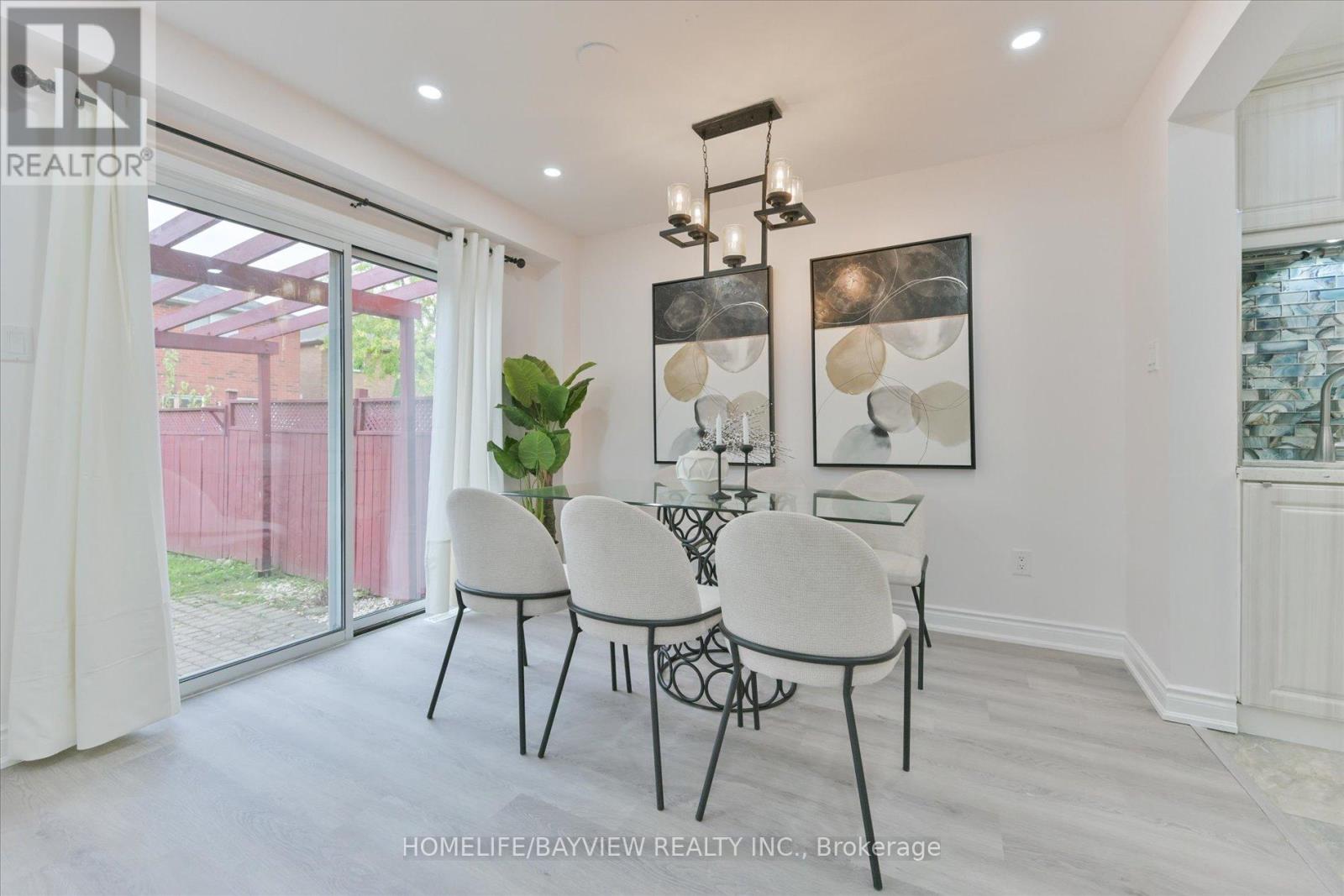 3956 Bentridge Road, Mississauga, Ontario  L5N 7V8 - Photo 10 - W12655362