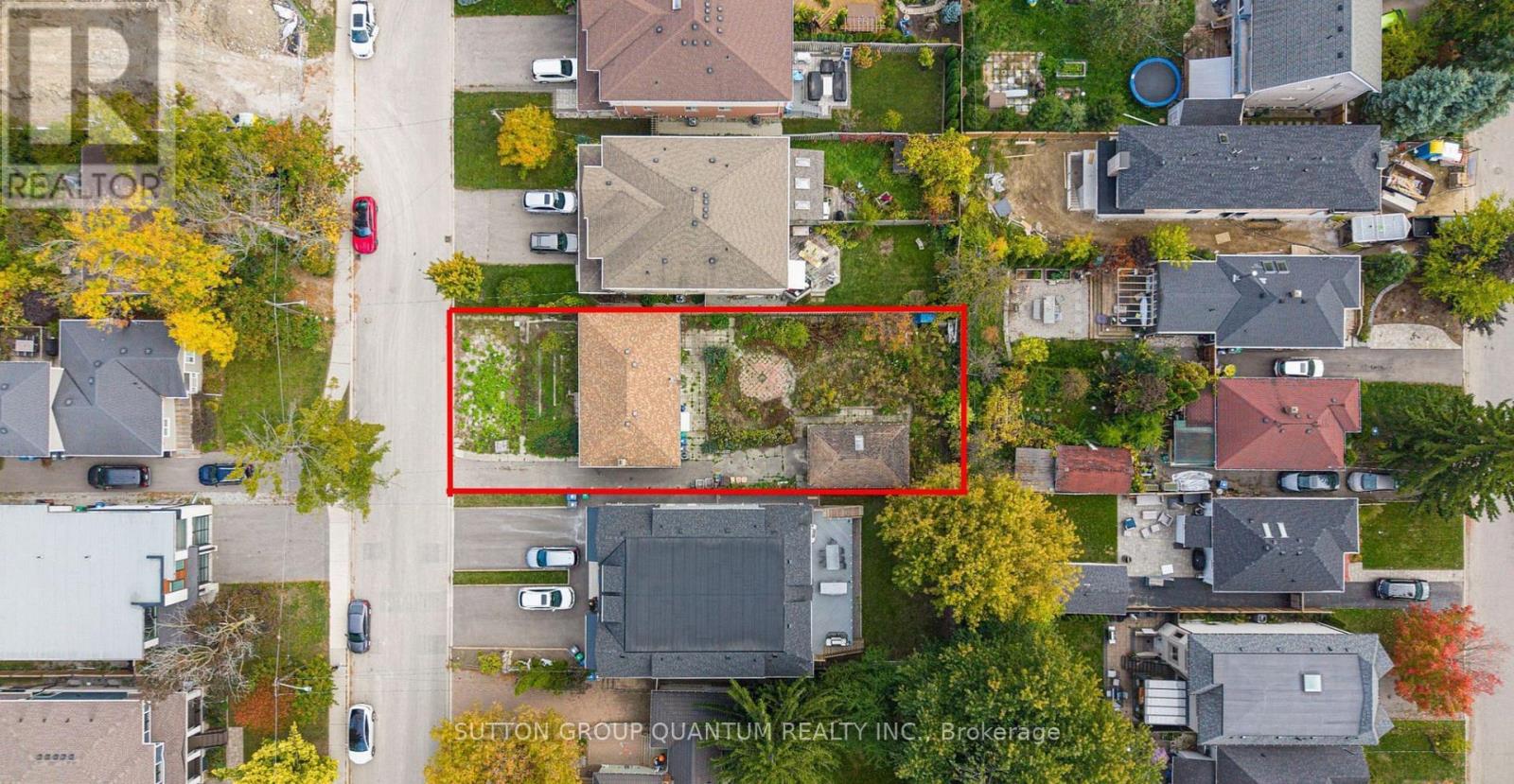 46 Woodlawn Avenue, Mississauga, Ontario  L5G 3K6 - Photo 31 - W12655376