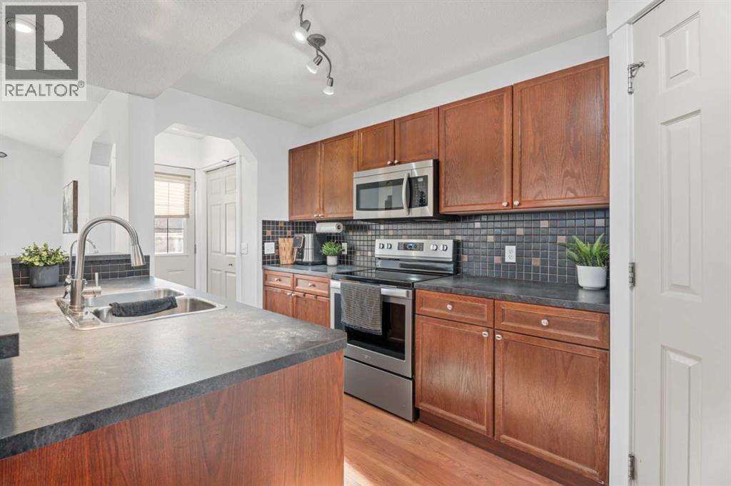 303 Drake Landing Close, Okotoks, Alberta  T1S 2M5 - Photo 10 - A2276612