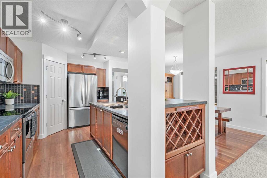 303 Drake Landing Close, Okotoks, Alberta  T1S 2M5 - Photo 11 - A2276612