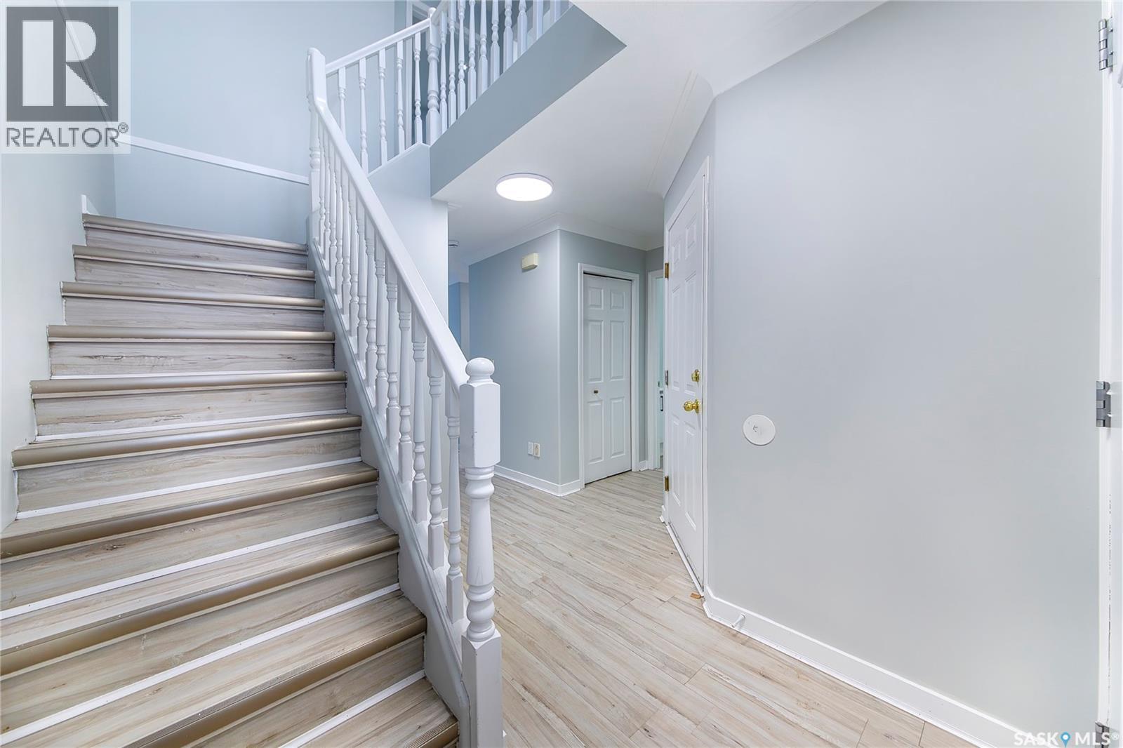 28 215 Pinehouse Drive, Saskatoon, Saskatchewan  S7K 6N9 - Photo 3 - SK025967