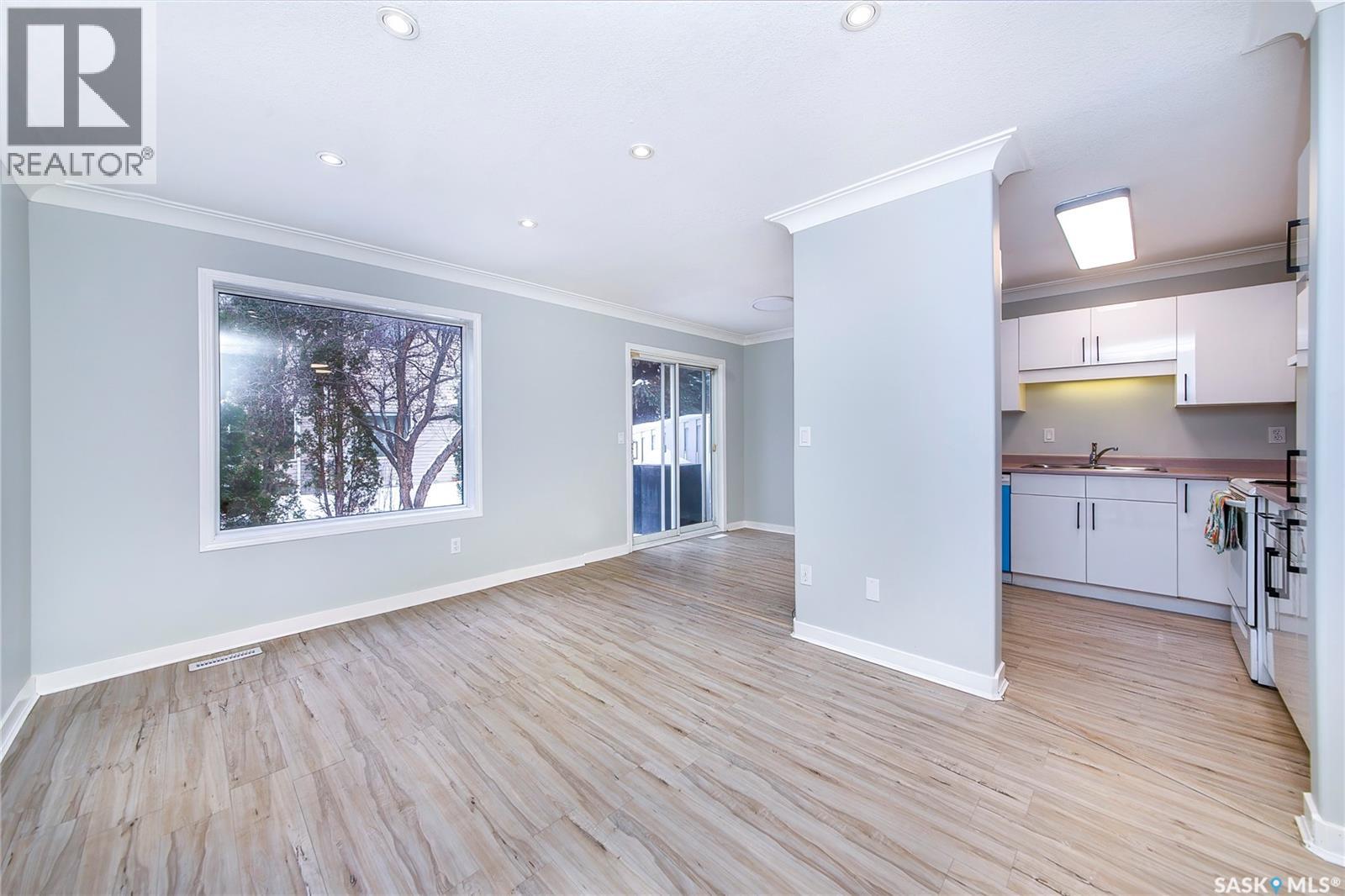 28 215 Pinehouse Drive, Saskatoon, Saskatchewan  S7K 6N9 - Photo 9 - SK025967