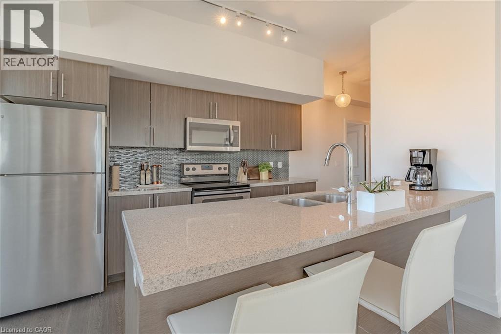 55 Speers Road Unit# 1603, Oakville, Ontario  L6K 0H9 - Photo 10 - 40777312