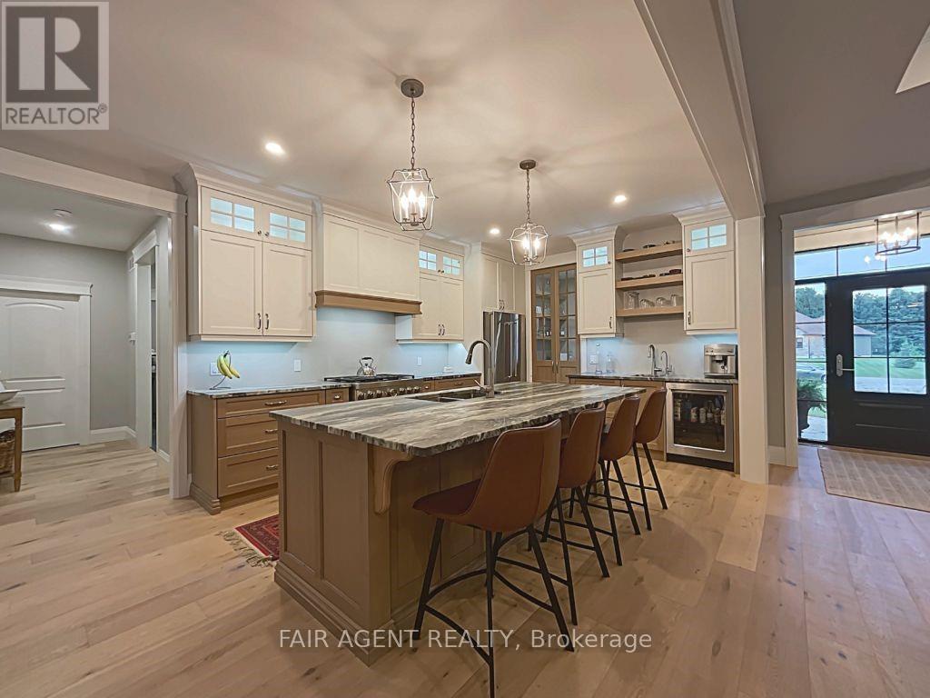 93 Woodland Drive, Norfolk, Ontario  N3Y 4J9 - Photo 5 - X12655418