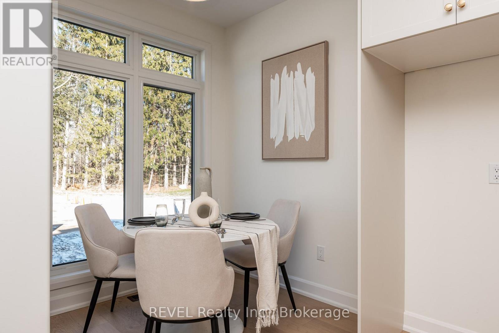 11 Stickles Street, Pelham, Ontario  L3C 3C3 - Photo 6 - X12655432