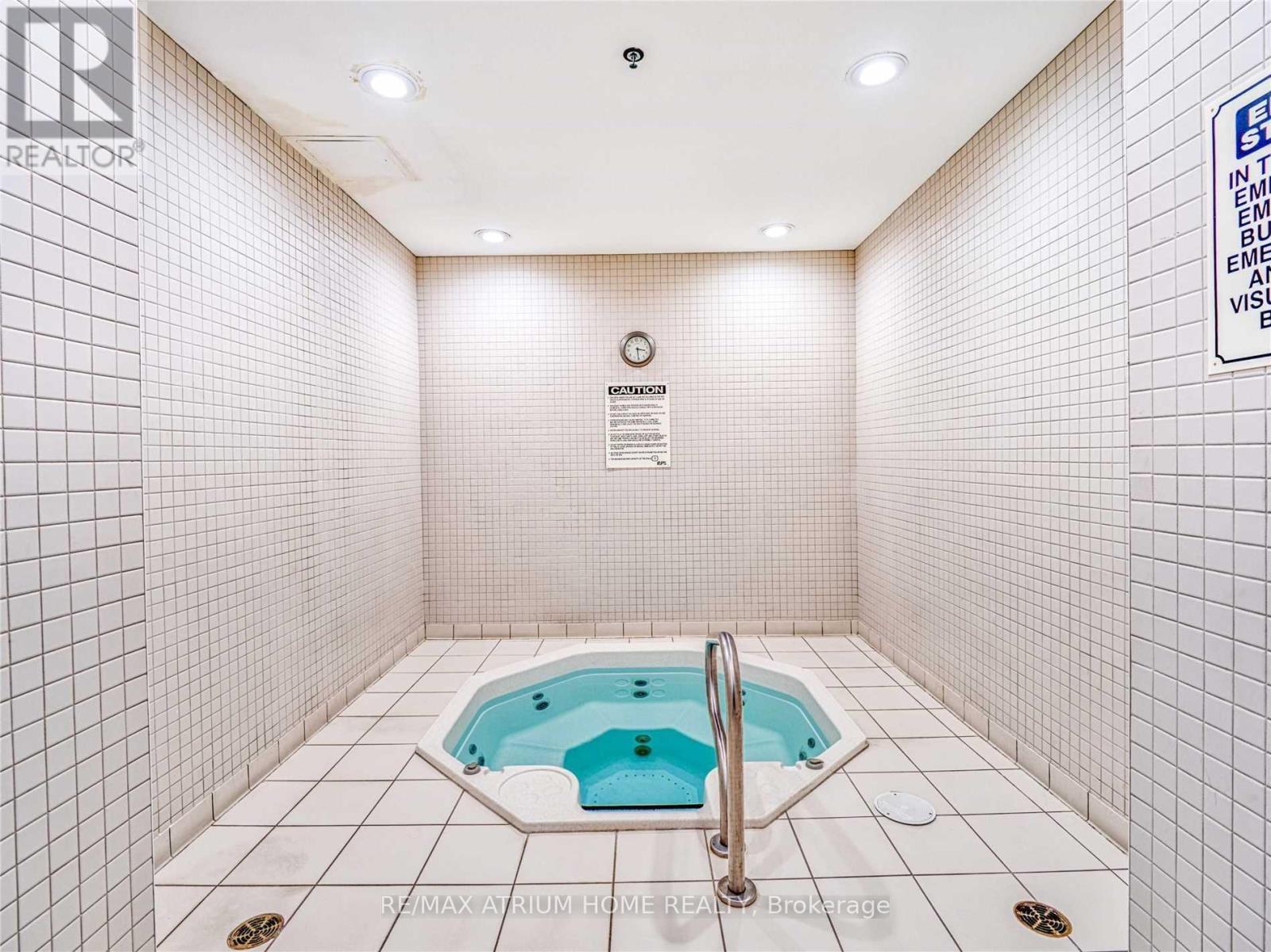 701 - 18 Parkview Avenue, Toronto, Ontario  M2N 7H7 - Photo 20 - C12655426