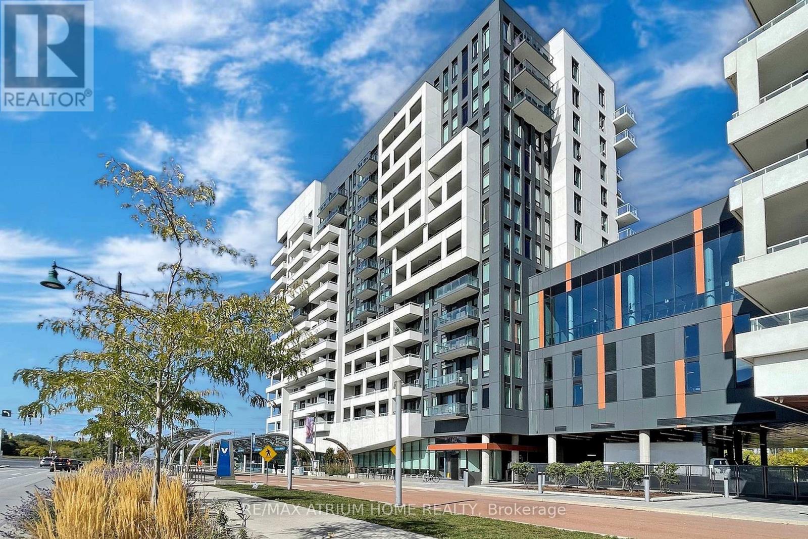 1306 - 10 Rouge Valley Drive W, Markham, Ontario  L6G 0G9 - Photo 2 - N12655424