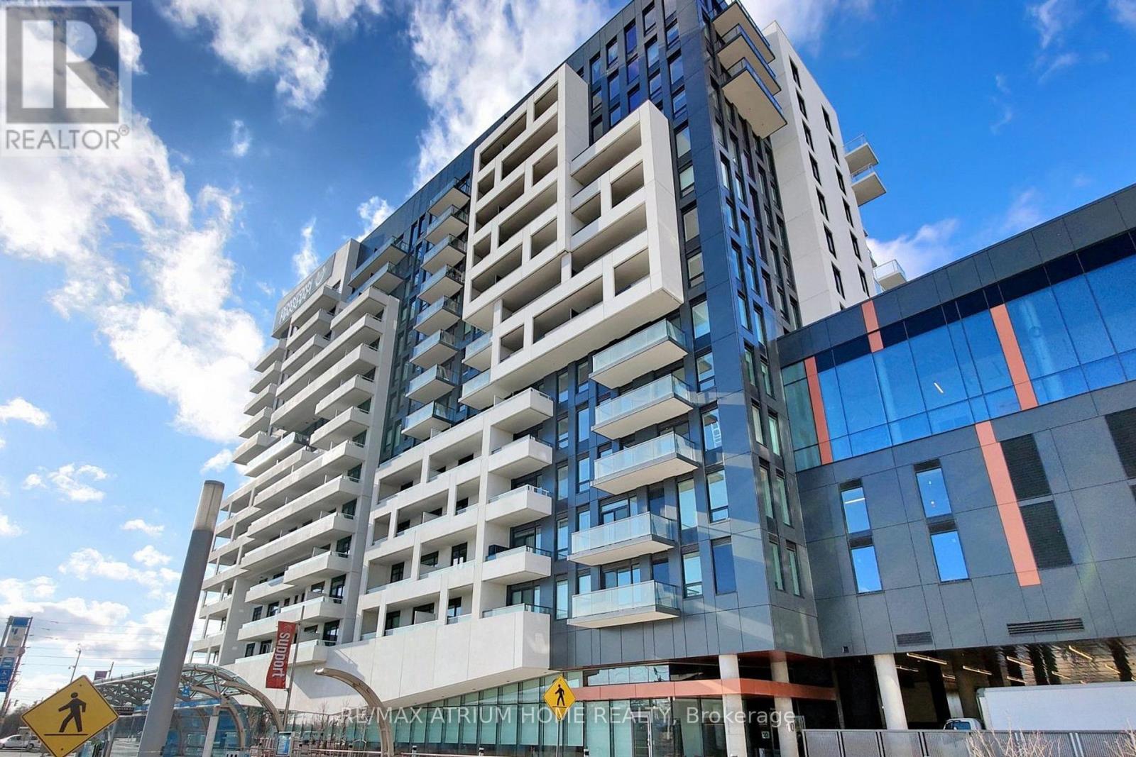 1306 - 10 Rouge Valley Drive W, Markham, Ontario  L6G 0G9 - Photo 3 - N12655424