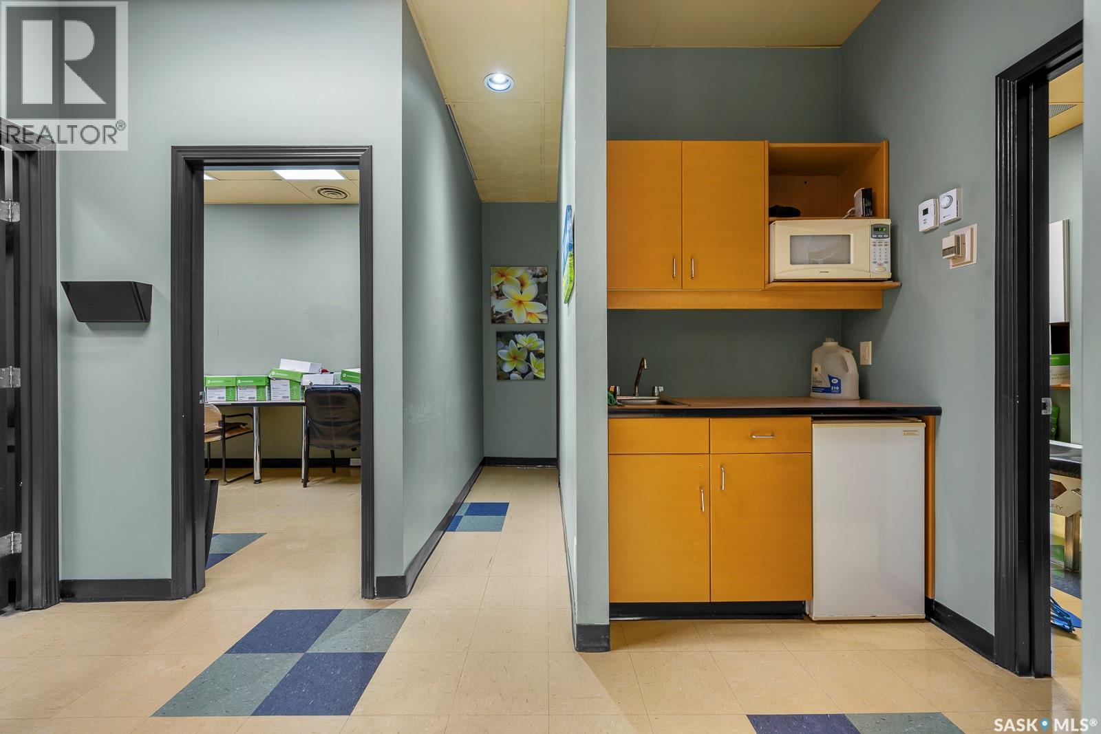 A 2343 Broad Street, Regina, Saskatchewan  S4P 1Z1 - Photo 6 - SK024992