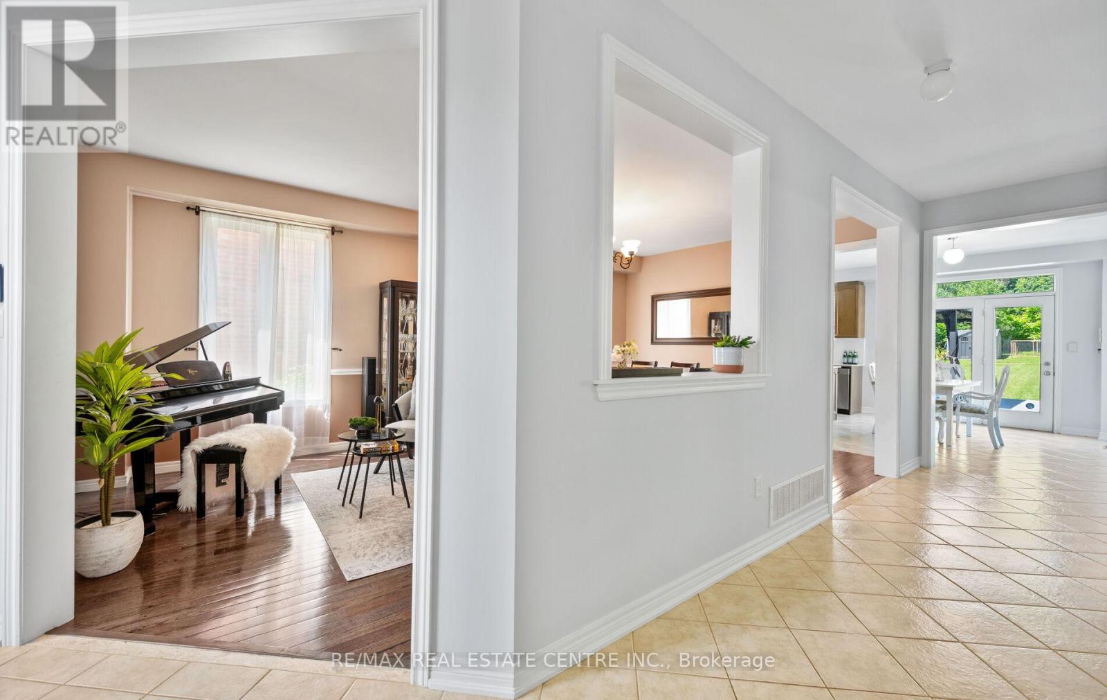 105 Olivia Marie Road, Brampton, Ontario  L6Y 0N1 - Photo 12 - W12655436