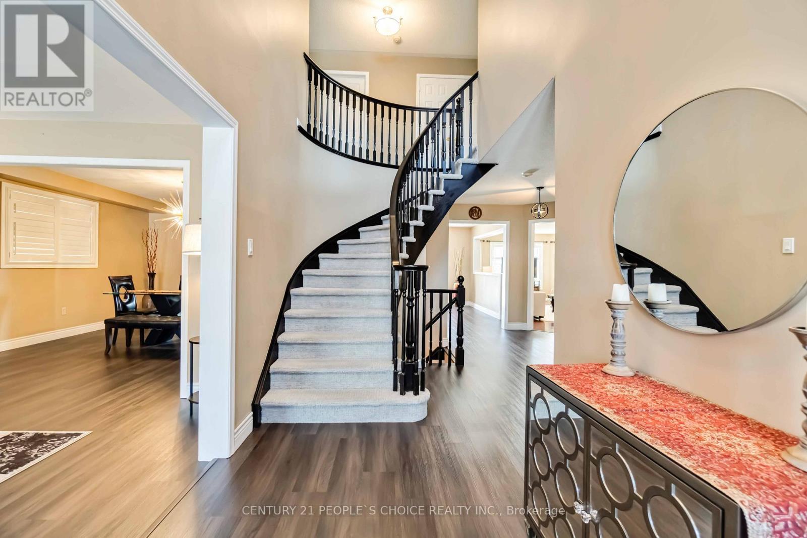 52 Canning Crescent, Cambridge, Ontario  N1T 1X2 - Photo 5 - X12655396