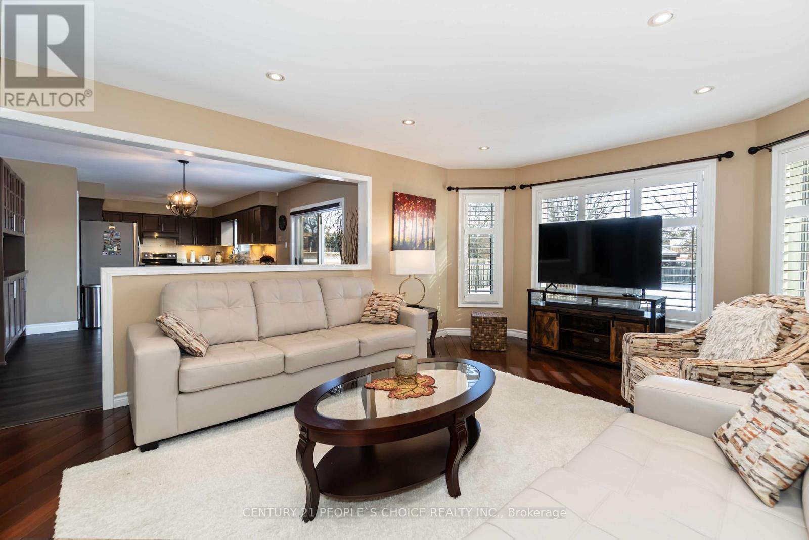 52 Canning Crescent, Cambridge, Ontario  N1T 1X2 - Photo 8 - X12655396