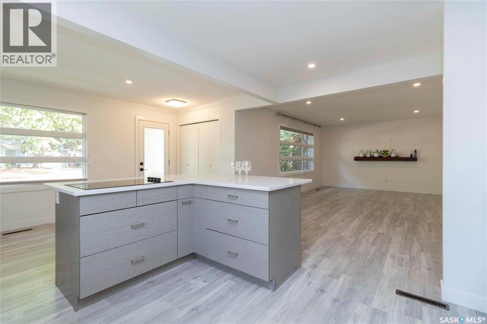 2406 Cairns Avenue, Saskatoon, Saskatchewan  S7J 1V3 - Photo 10 - SK025996