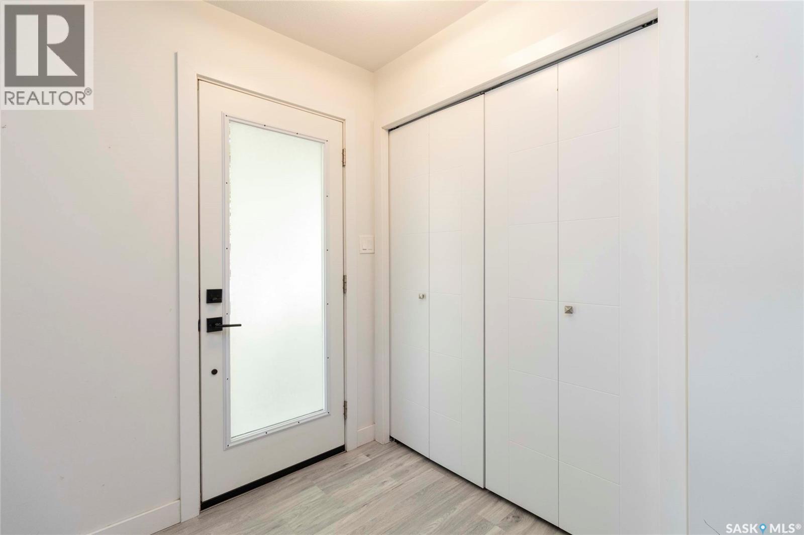 2406 Cairns Avenue, Saskatoon, Saskatchewan  S7J 1V3 - Photo 5 - SK025996