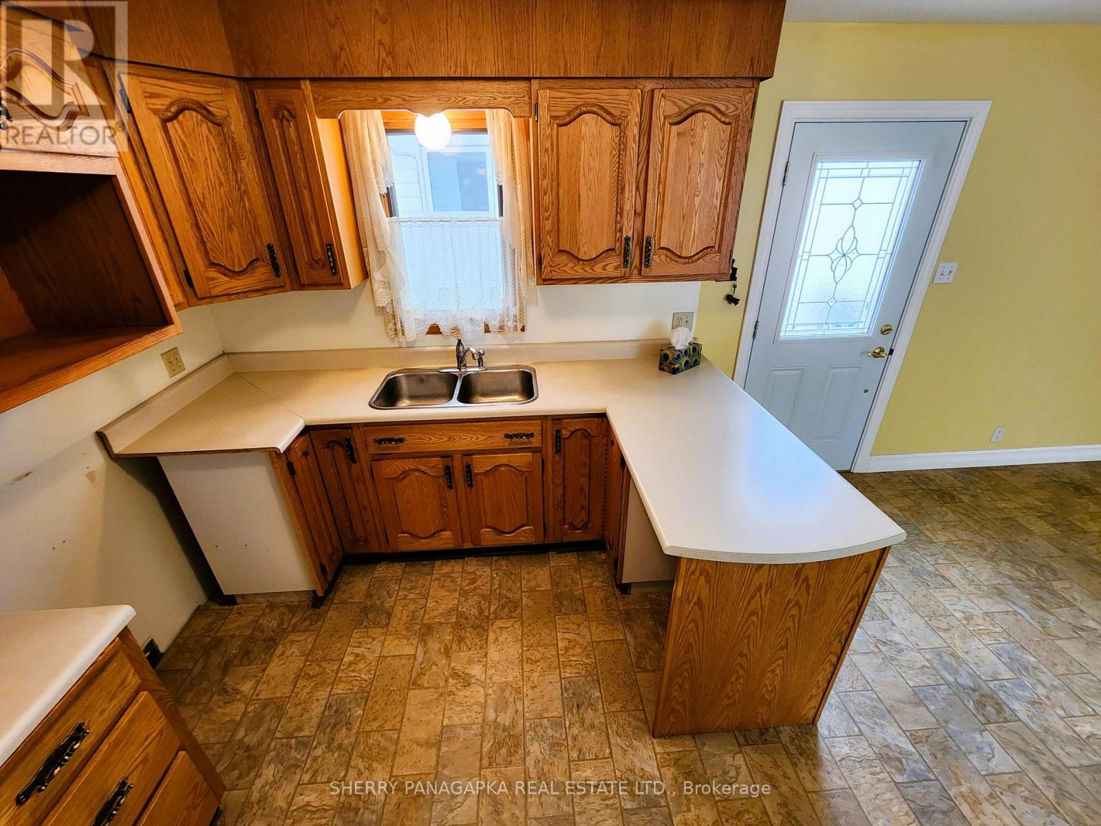 137 Main Street, Kirkland Lake, Ontario  P2N 3G2 - Photo 15 - T12476096