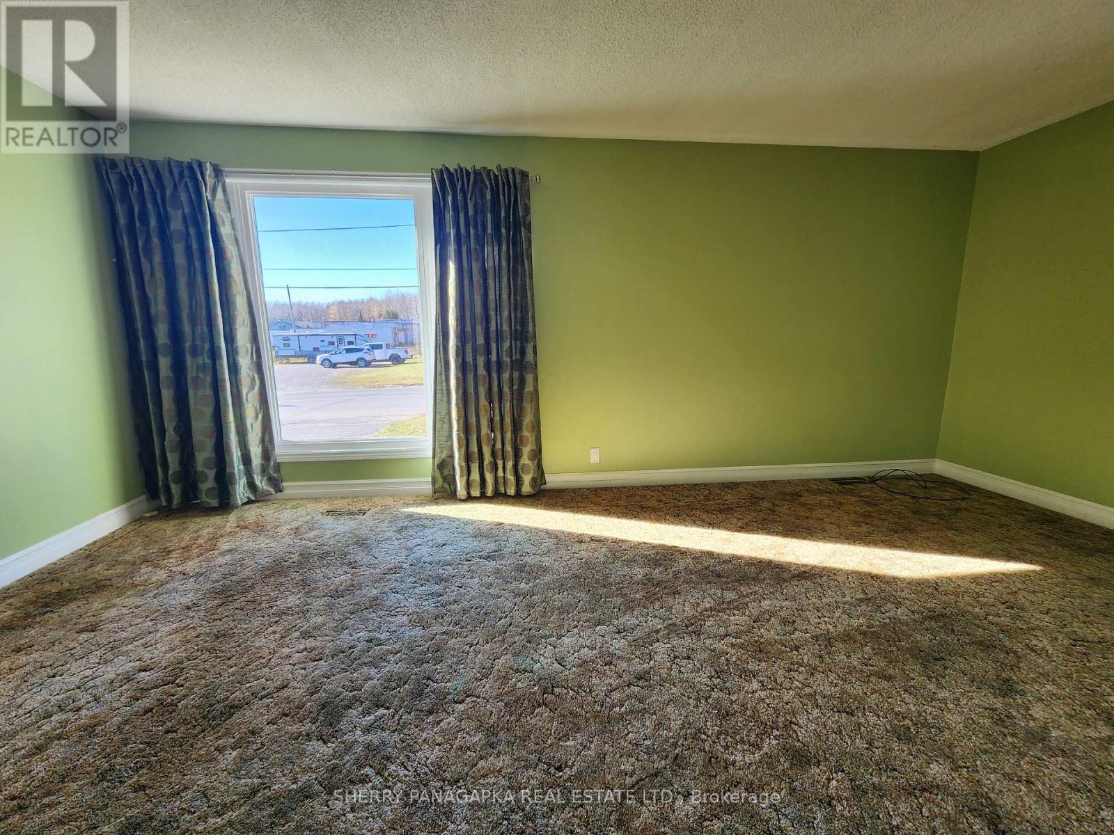 137 Main Street, Kirkland Lake, Ontario  P2N 3G2 - Photo 7 - T12476096