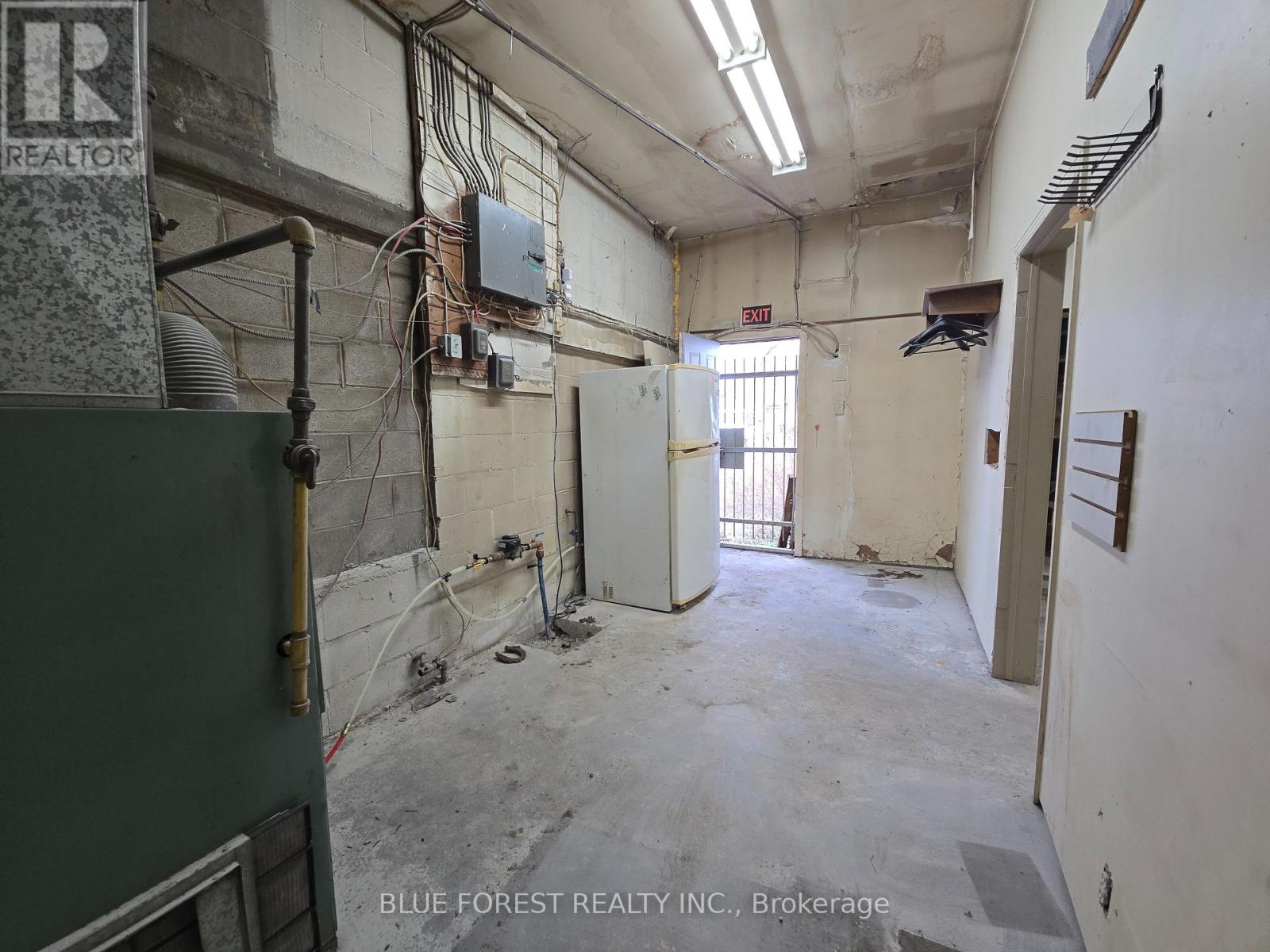 161 Currie Road, Dutton/dunwich, Ontario  N0L 1J0 - Photo 10 - X12655458