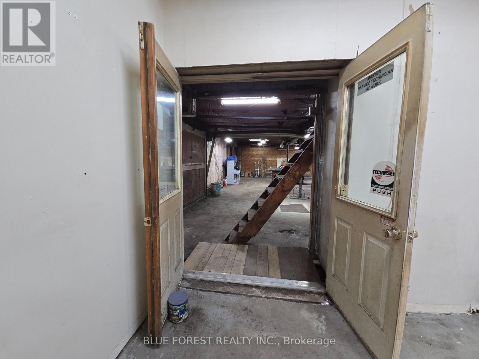 161 Currie Road, Dutton/dunwich, Ontario  N0L 1J0 - Photo 12 - X12655458