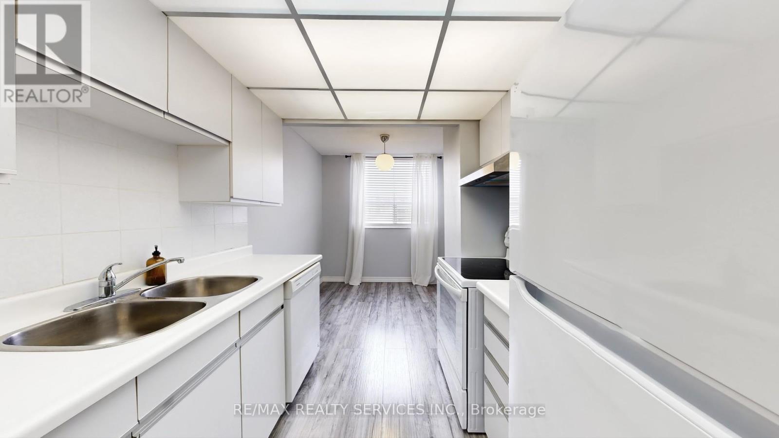 1506 - 3 Lisa Street, Brampton, Ontario  L6T 4A2 - Photo 16 - W12655450