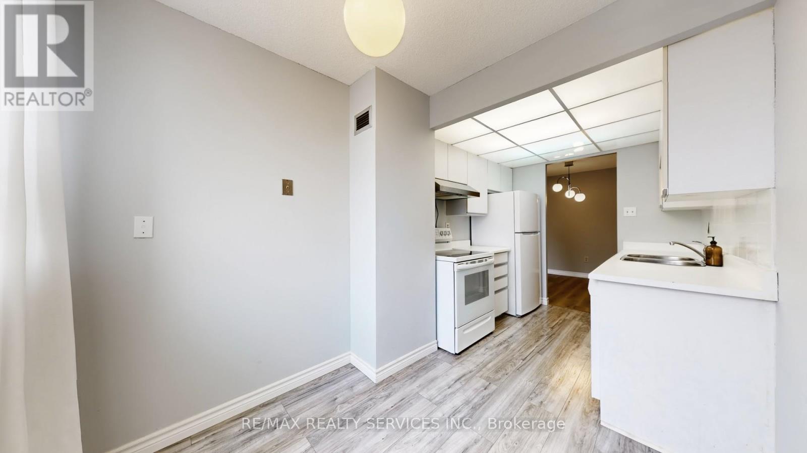 1506 - 3 Lisa Street, Brampton, Ontario  L6T 4A2 - Photo 21 - W12655450